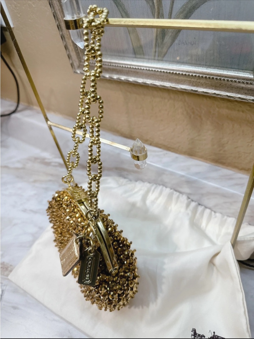 Authentic Coach vintage Gold Beaded Evening Wristlet with Chain Strap - Picture 3 of 16